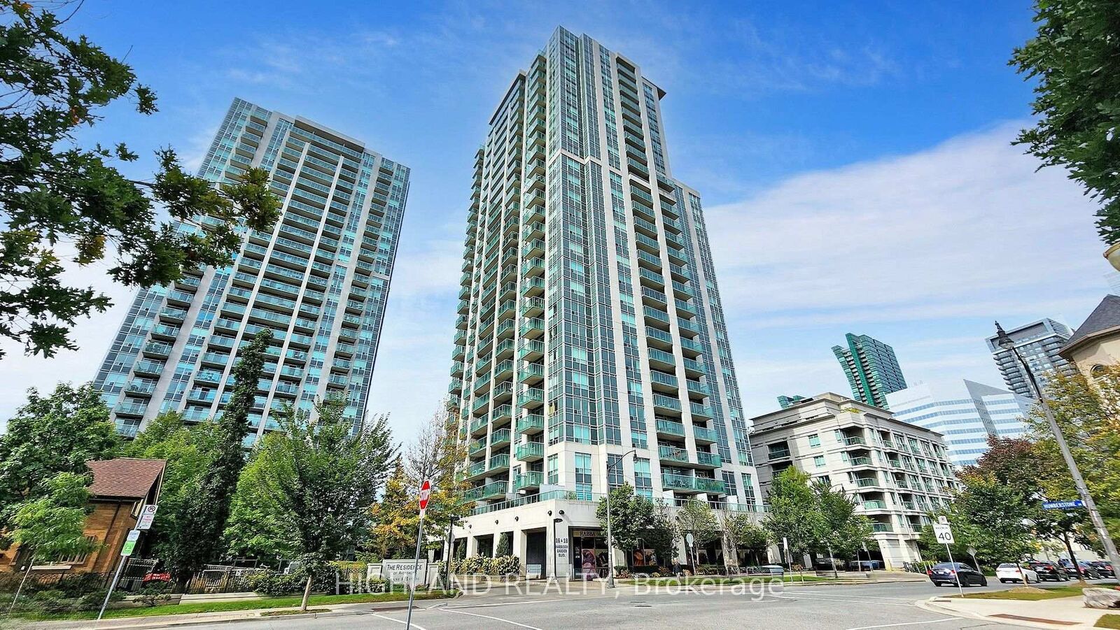 Property Photo: 18 Harrison Garden 1002 ON M2N 7J7