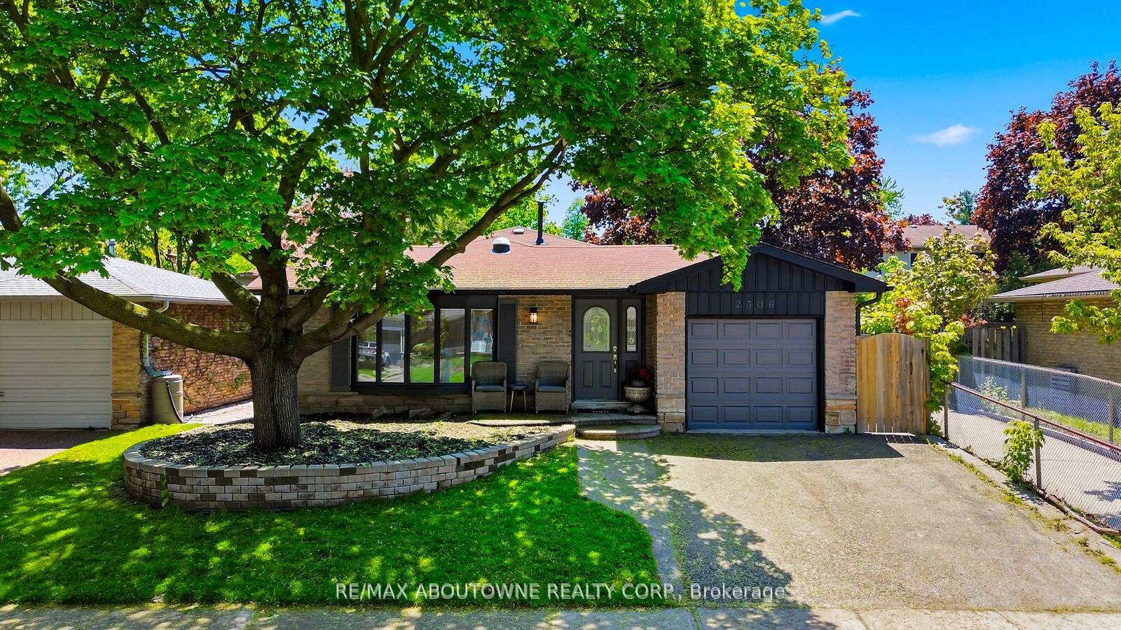 Property Photo: 2306 Devon Road ON L6J 5R4