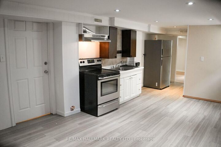 Property Photo:  1191 Islington Avenue Basement  ON M8Z 4S8 