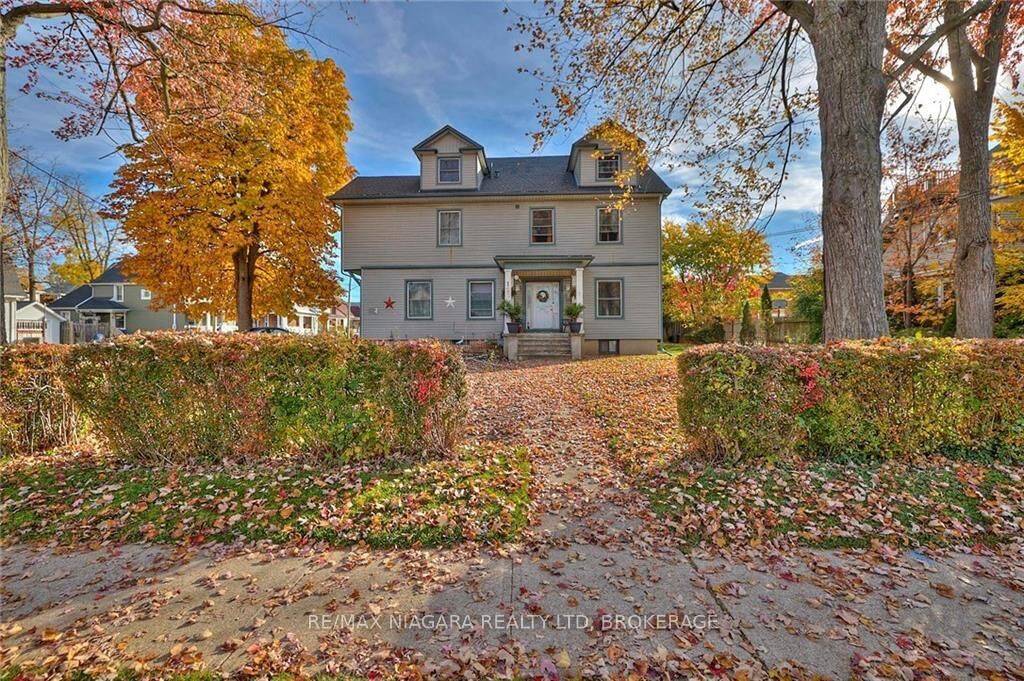 Property Photo: 122 Hellems Avenue 3 ON L3B 3B3
