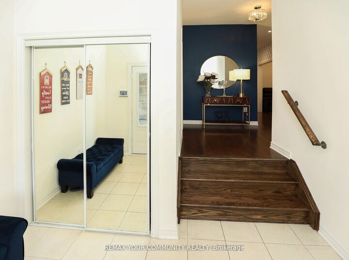 Property Photo: 39 Kavanagh Avenue ON L9N 0P6