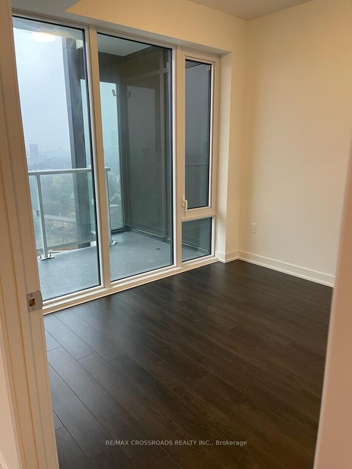 Property Photo: 50 O'Neill Road 1312 ON M3C 0H1