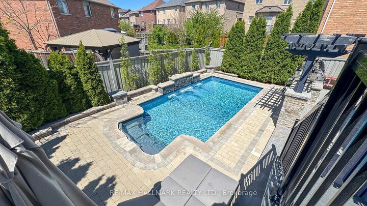 Property Photo: 1135 Cenotaph Boulevard ON L3X 0A7