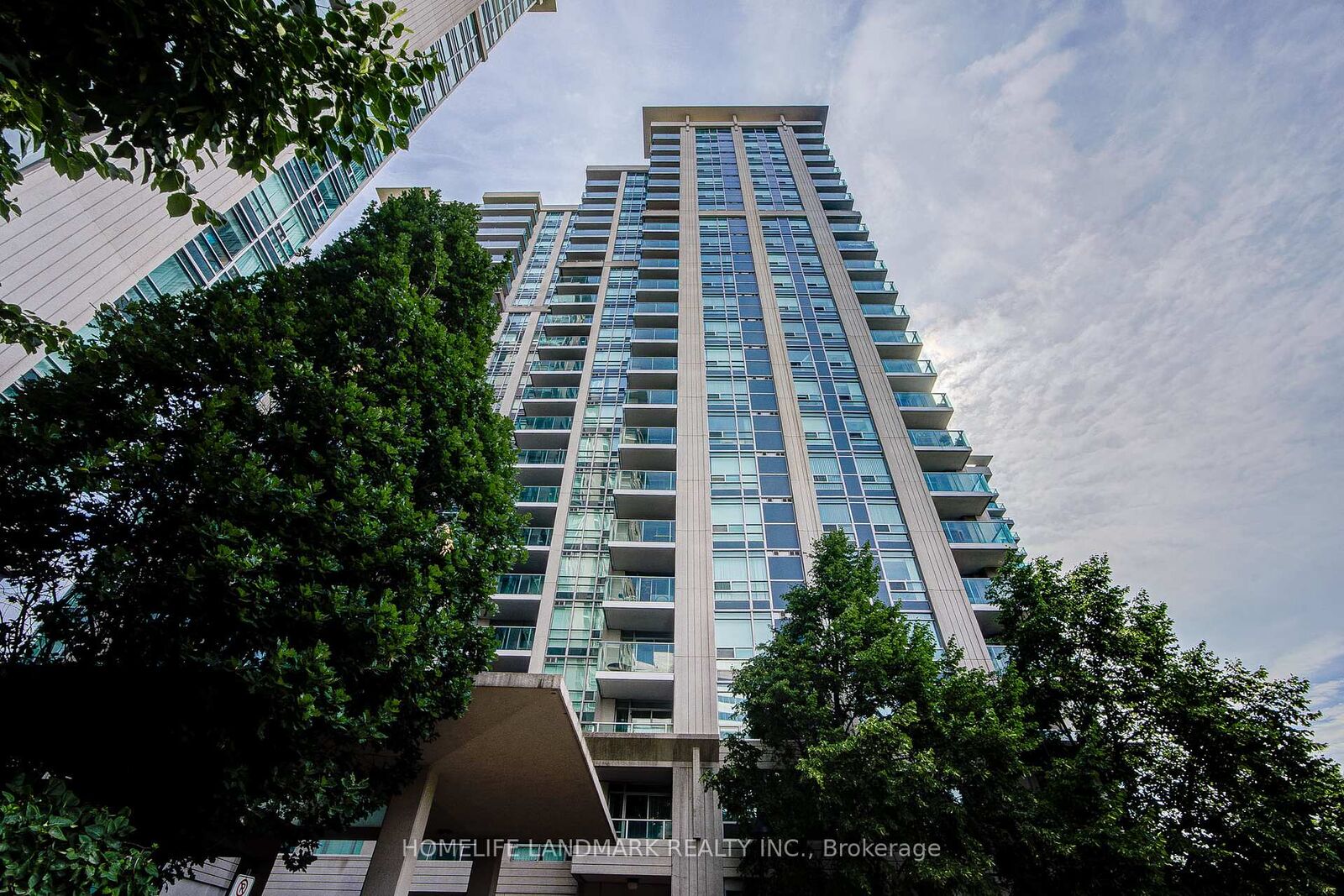 Property Photo:  35 Bales Avenue 2209  ON M2N 7L7 