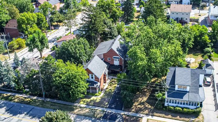 Property Photo: 81 Innisfil Street ON L4N 3E3