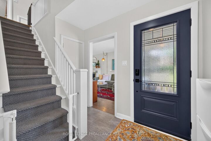 Property Photo: 288 Yonge Street ON K7M 1G6