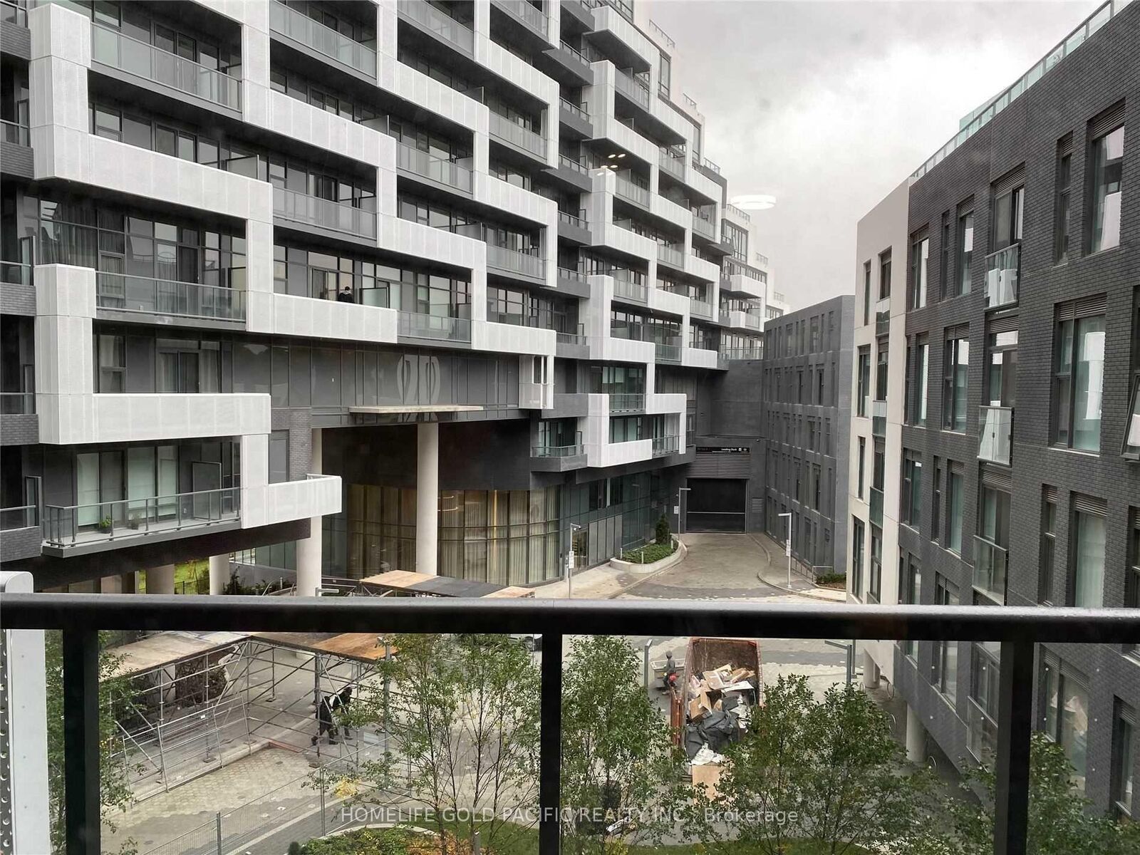 Property Photo: 25 Adra Grado Way 559 ON M2J 0H6