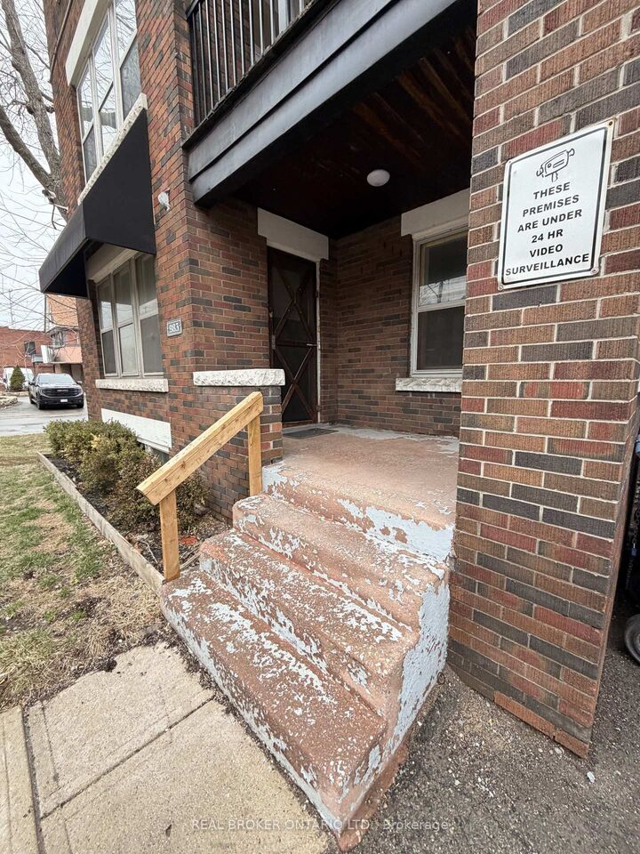 Property Photo:  983 Main Street E 1  ON L8M 1N3 