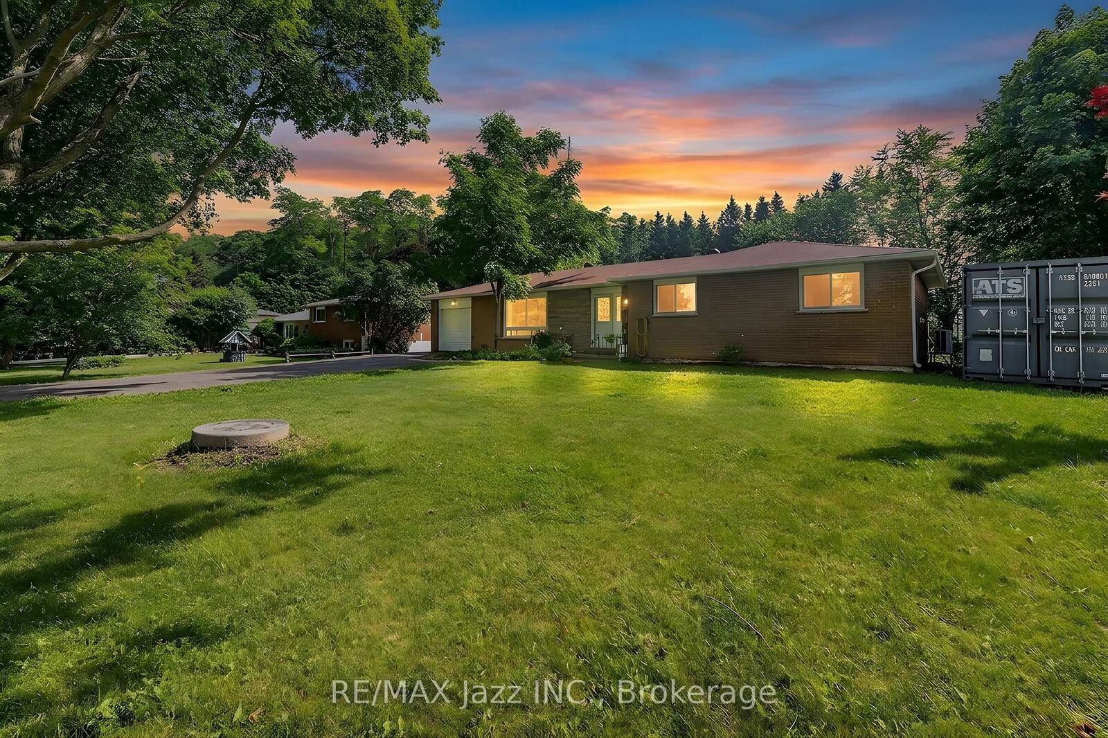 Property Photo: 3075 Zion Road ON L1A 3V7