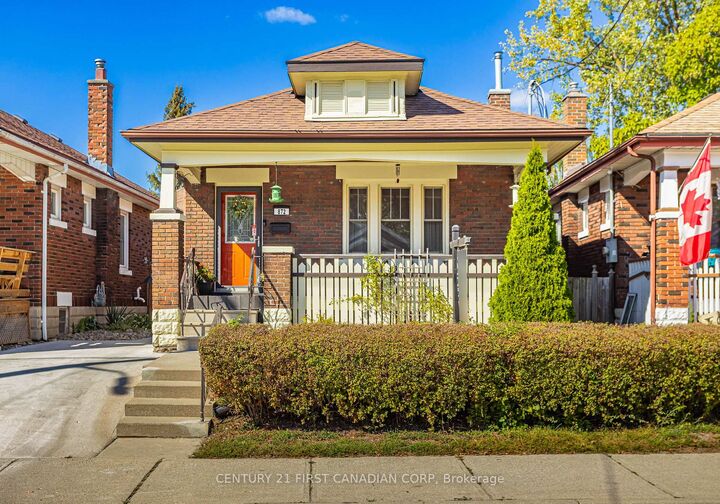 872 Lovett Street — photo 1