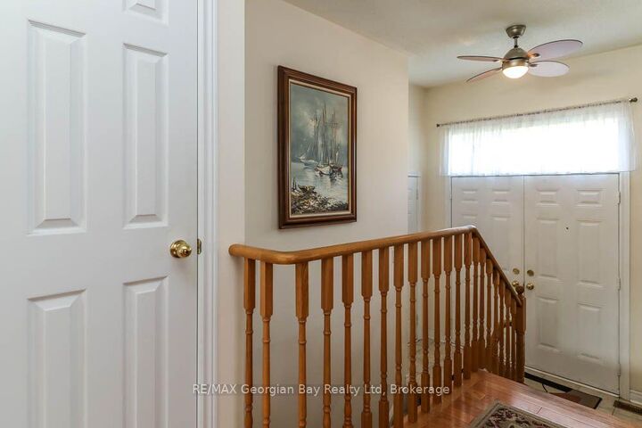 Property Photo: 947 Montreal Street ON L4R 1H1