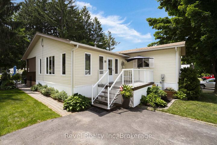 Property Photo: 5411 Elliott Side Road 19 ON L4R 4K3