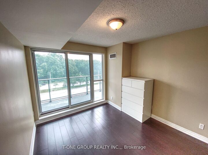 Property Photo: 50 Town Centre Court 401 ON M1P 0A9