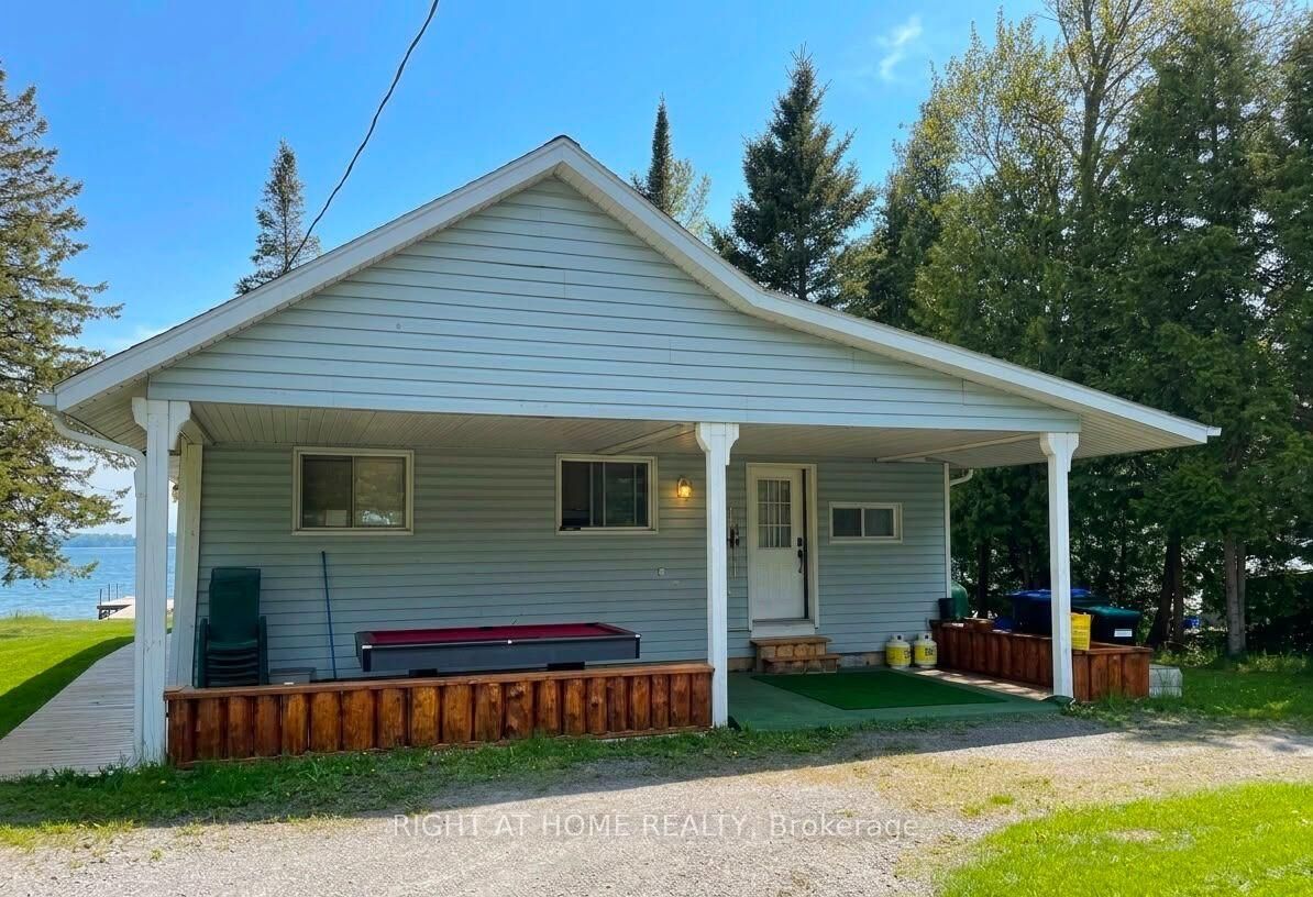 Property Photo:  5470 Penetanguishene Road  ON L0L 1P0 
