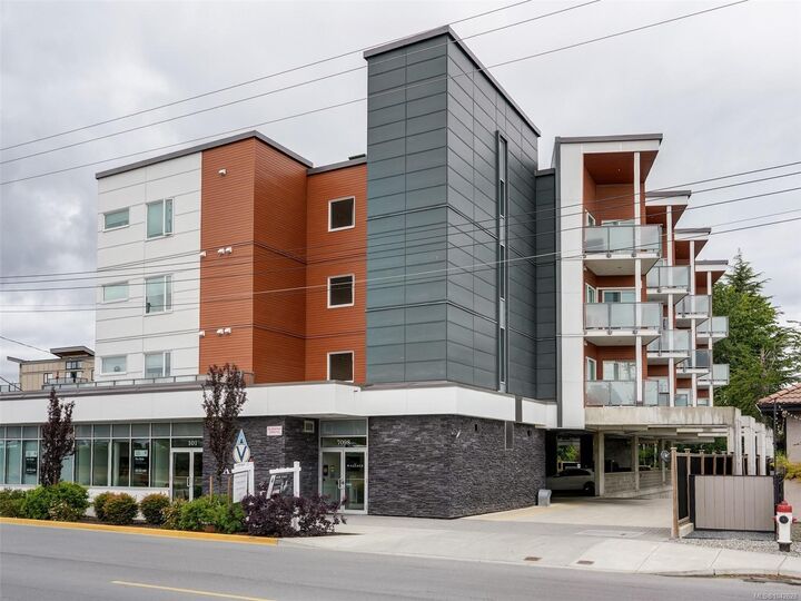 7098 Wallace Dr #203 — photo 1
