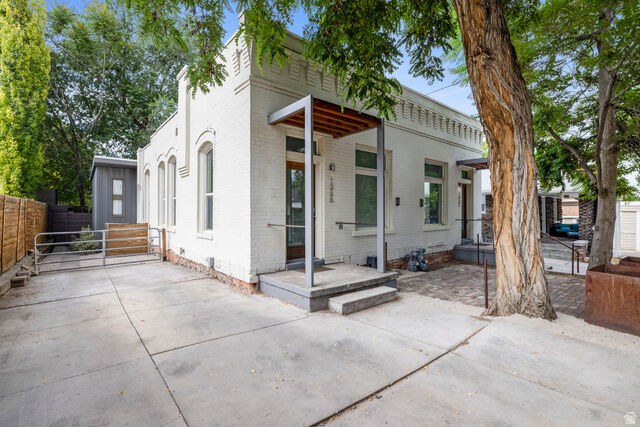 Property Photo: 1066 E Markea Ave UT 84102