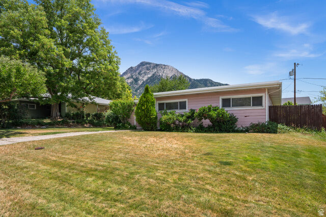 Property Photo:  3376 E Birch Cir  UT 84124 