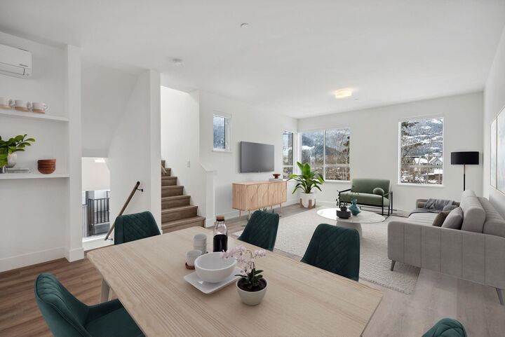 Property Photo: 38073 Helm Way BC V8B 1E6