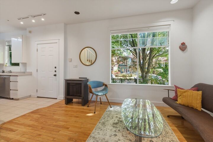 Property Photo: 1239 E 22nd Avenue BC V5V 1W7