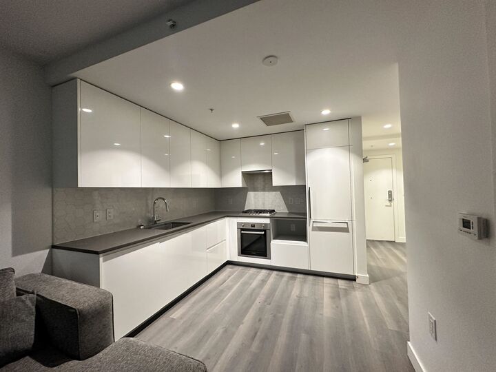 8181 Chester Street 202 — photo 1