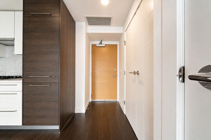 Property Photo: 4458 Beresford Street 2004 BC V5H 0J1