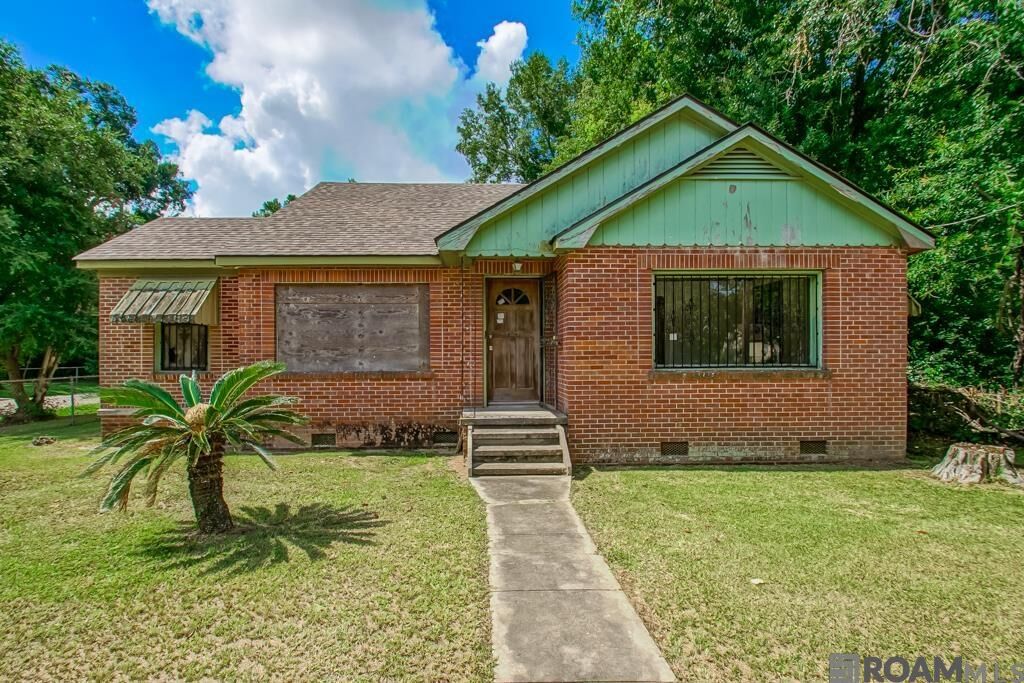 Property Photo: 2658 Jefferson Ave LA 70802