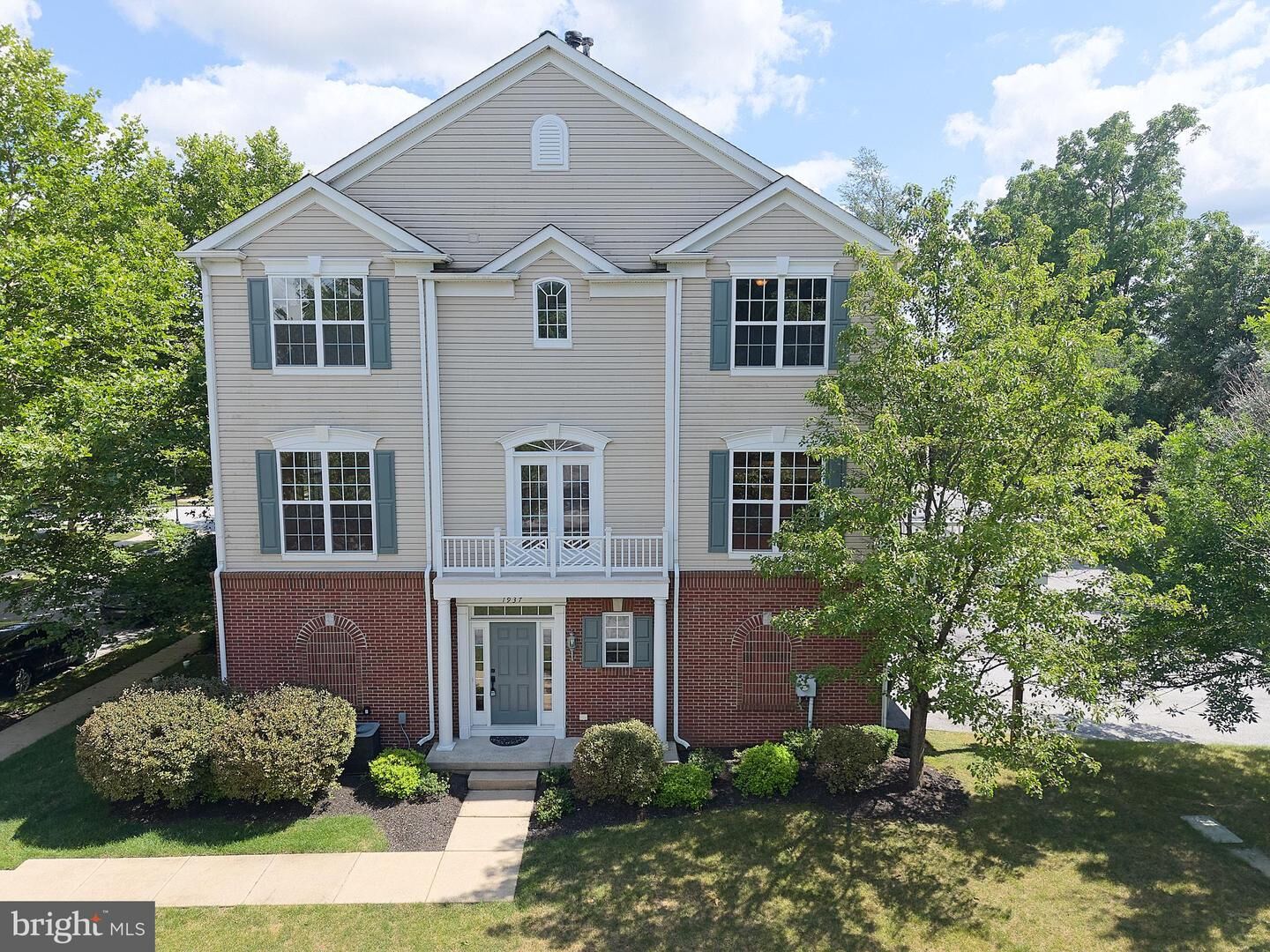Property Photo:  1937 Cavalier Lane  PA 19425 