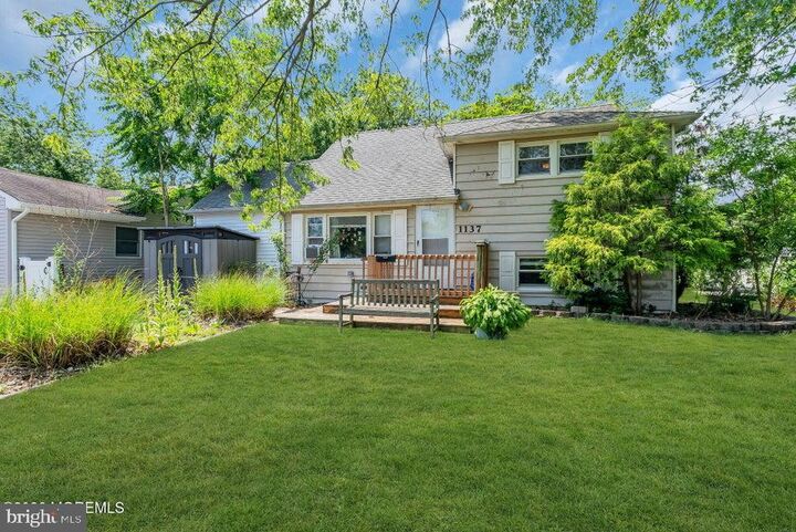 Property Photo:  1137 Roe Avenue  NJ 08742 