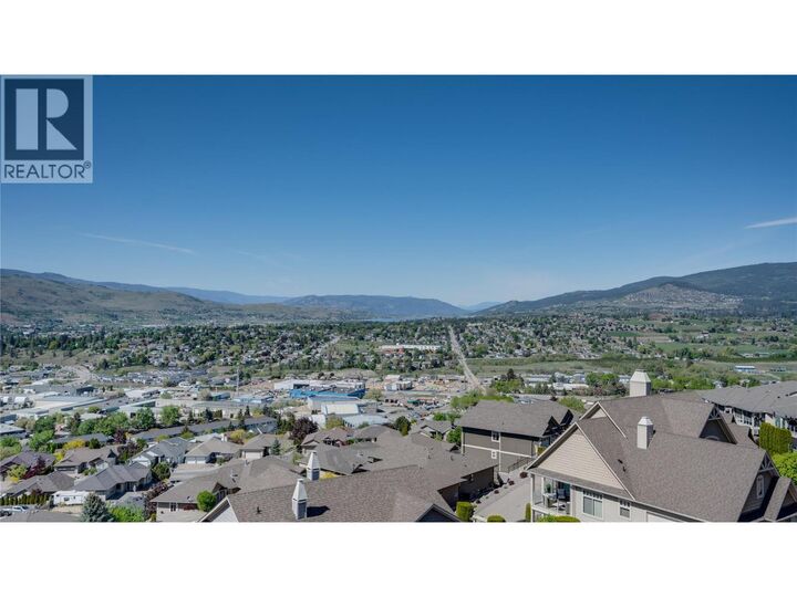 Property Photo: 1050 Mt. Revelstoke Place 4 BC V1B 2N4