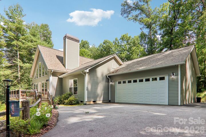 Property Photo:  24 Caroline Lane  NC 28768 