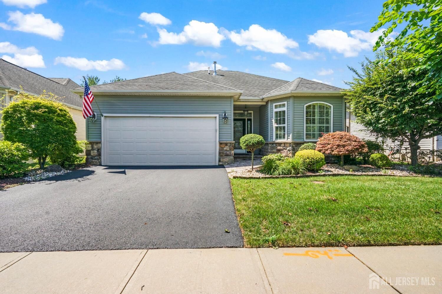 Property Photo: 37 Vineyard Court NJ 08831