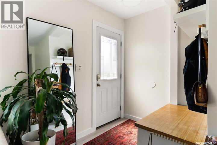 Property Photo: 108 Douglas Avenue E SK S4N 1H3