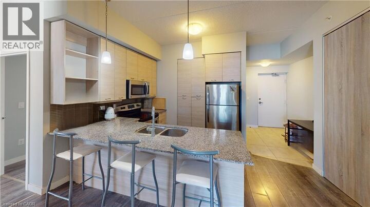 318 Spruce Street 1505 — photo 1