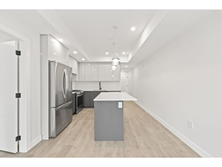 Property Photo:  15353 17 Avenue 103  BC V4A 1T8 
