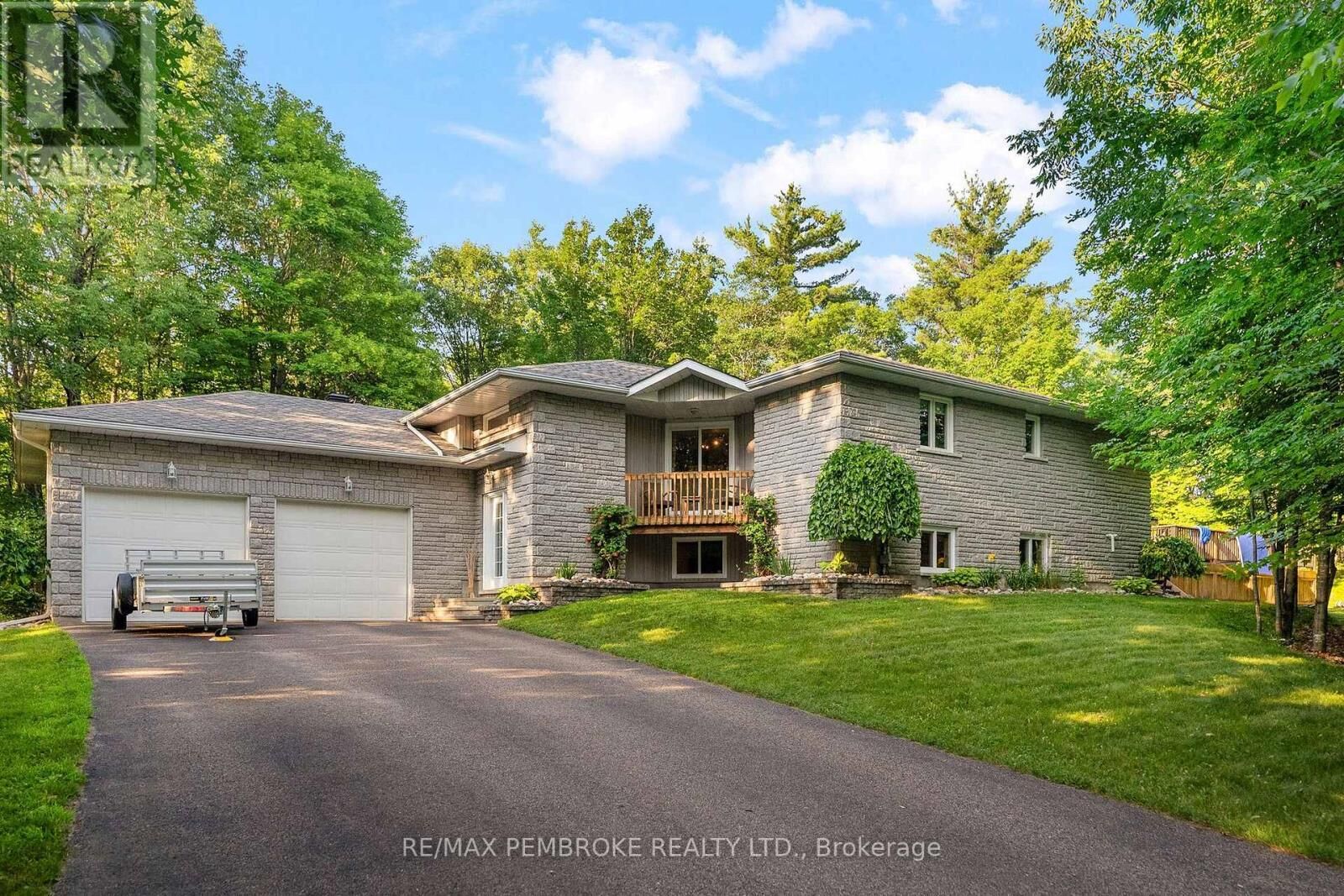Property Photo:  38 Rahns Road  ON K8A 6W8 