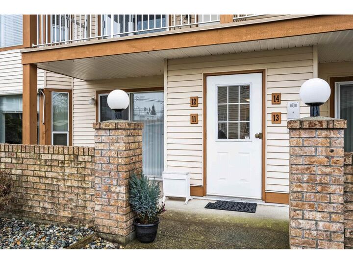 Property Photo: 2456 Ware Street 14 BC V2S 3E1
