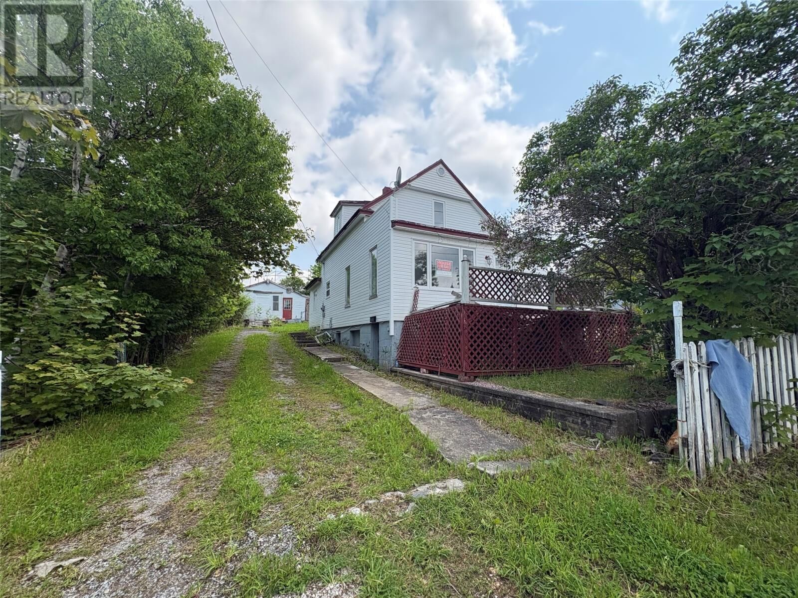 Property Photo:  23 Woodcrest Avenue  NL A2H 3P6 