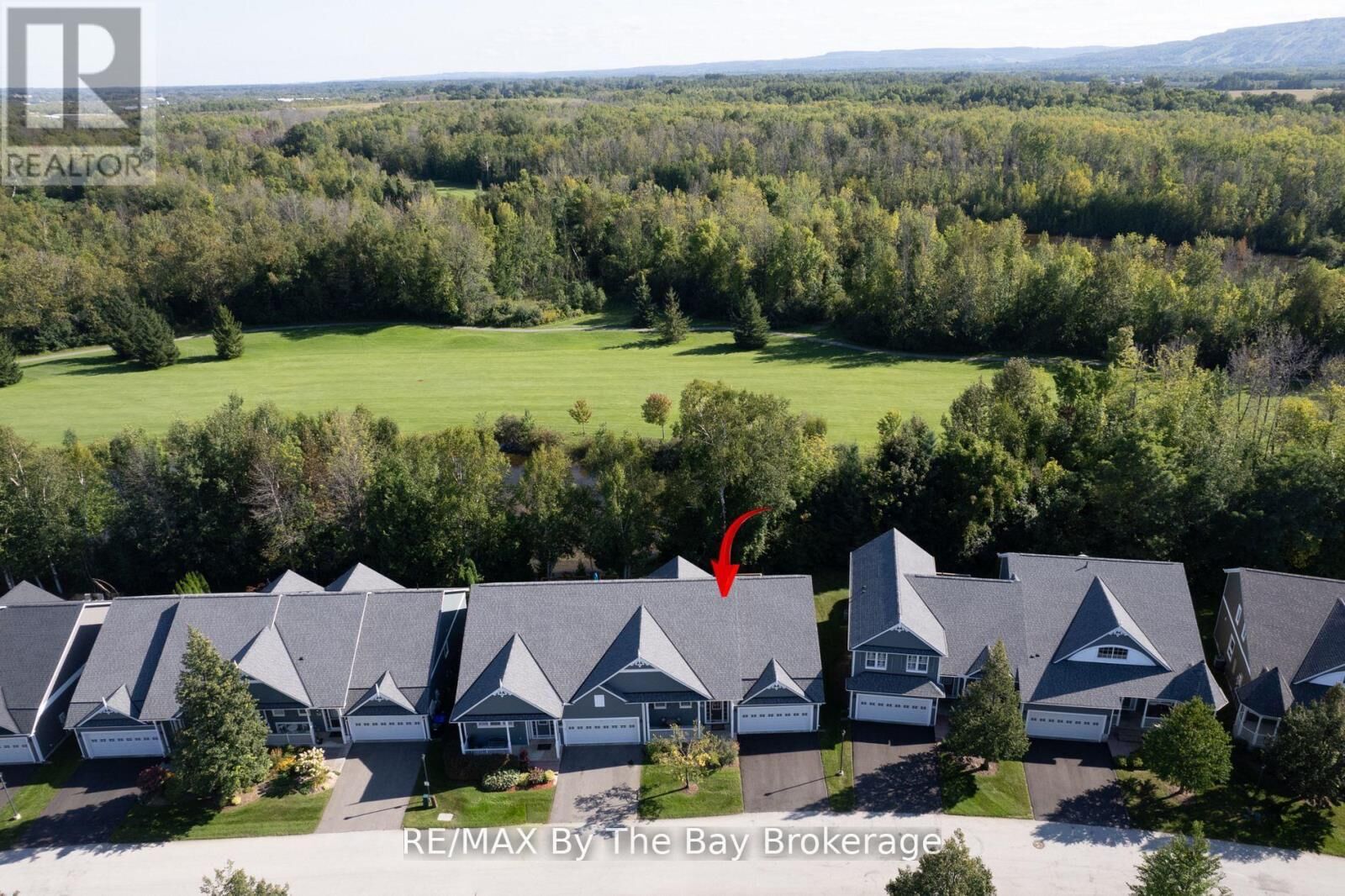 Property Photo:  32 Green Briar Drive  ON L9Y 5H9 