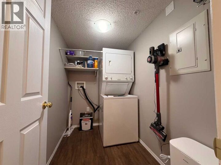 Property Photo: 848 4 Avenue AB T9W 1V6