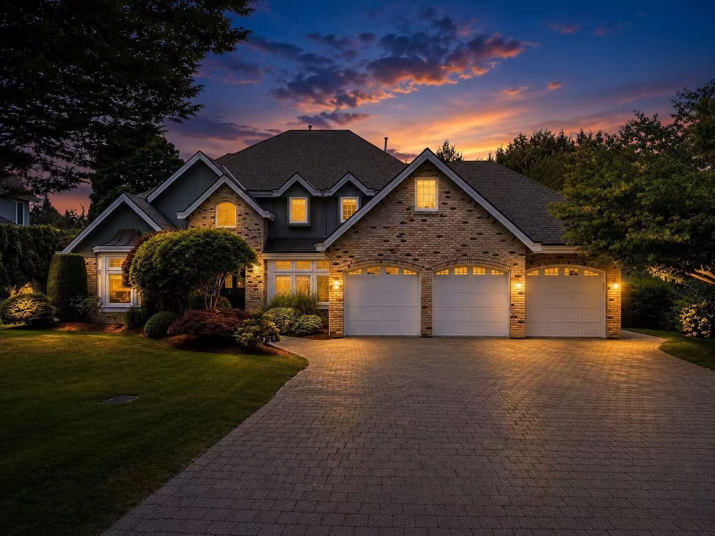 Property Photo: 2543 138 Street BC V4P 2M1
