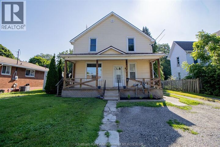 Property Photo: 27 - 27 1/ Prince Street South ON N7M 4N7