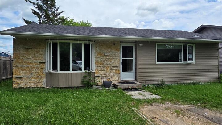 Property Photo:  364 Ardal Avenue  MB R0C 0A0 
