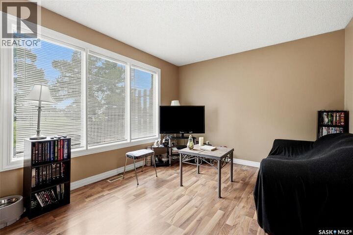 Photo de la propriété:  3828 Castle Road  SK S4S 6M7 