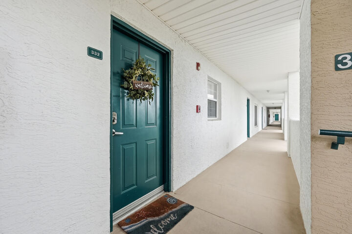 Property Photo: 4270 Calinda Lane 332 FL 32578
