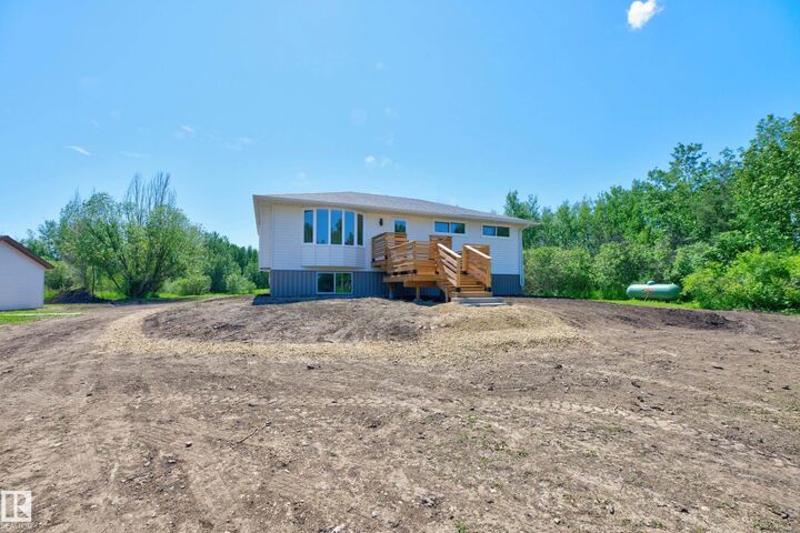 Property Photo:  72 50106 Rg Rd 200  AB T0B 4J1 