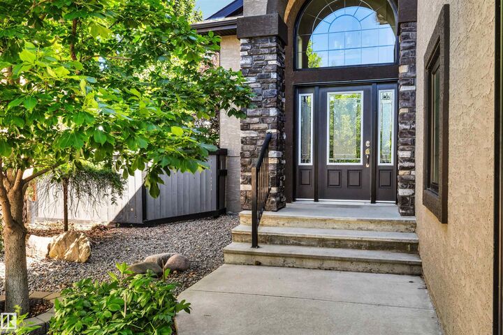 Property Photo:  9 Shorewood Crescent  AB T9E 0K9 