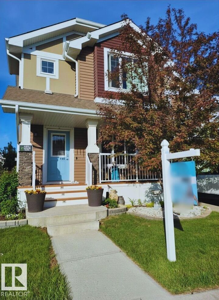 Property Photo:  6824 Evans Wynd NW  AB T6M 0T3 