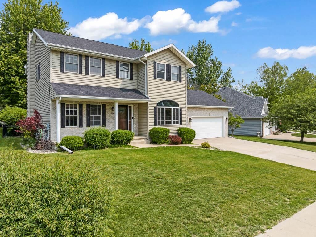 Property Photo:  1650 Jonathan Dr  IA 50501 