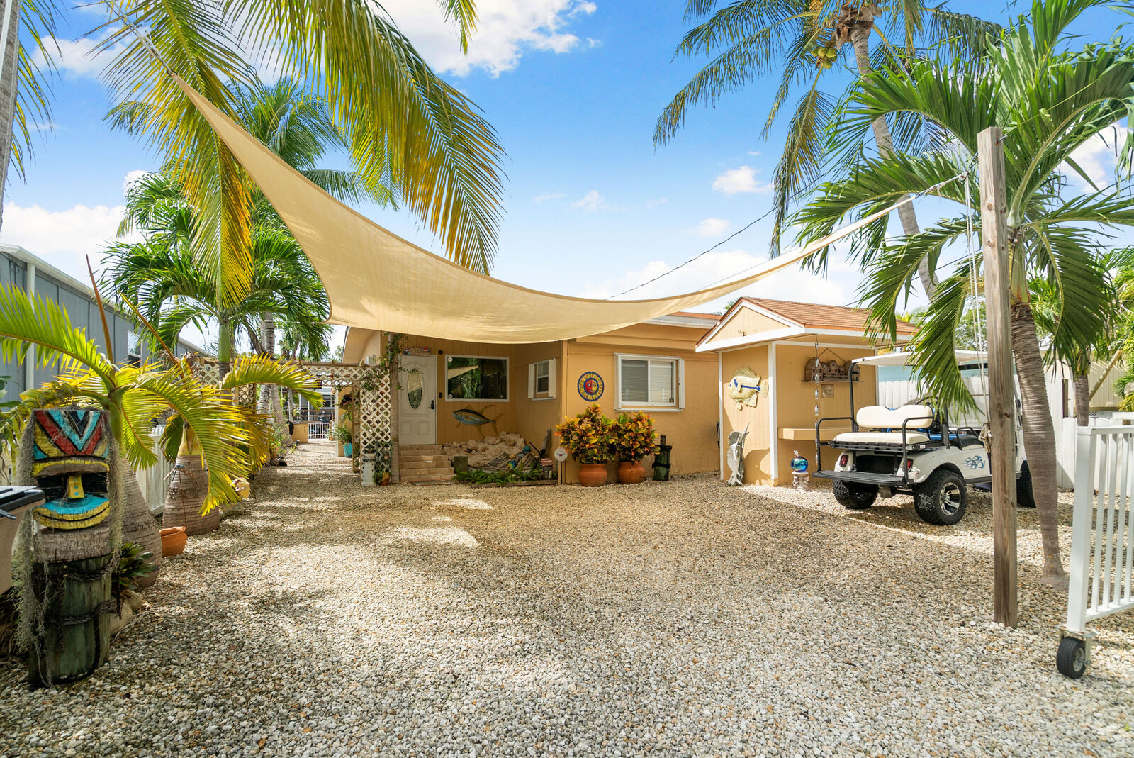 Property Photo:  464 Bowie Lane  FL 33037 