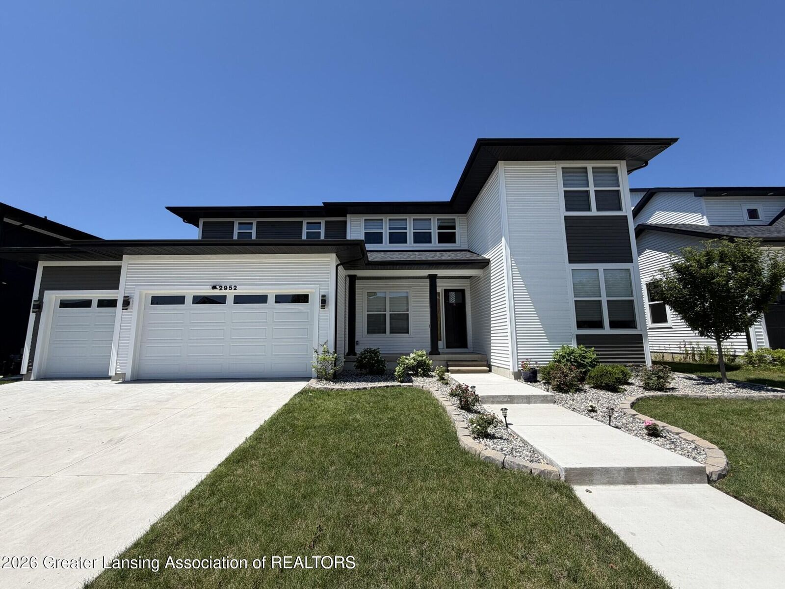 Property Photo:  2952 Medinah Drive  MI 48864 